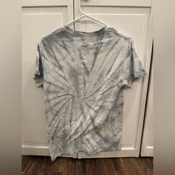 Bulldogs graphic tee! 🐶💙 - Picture 2 of 3